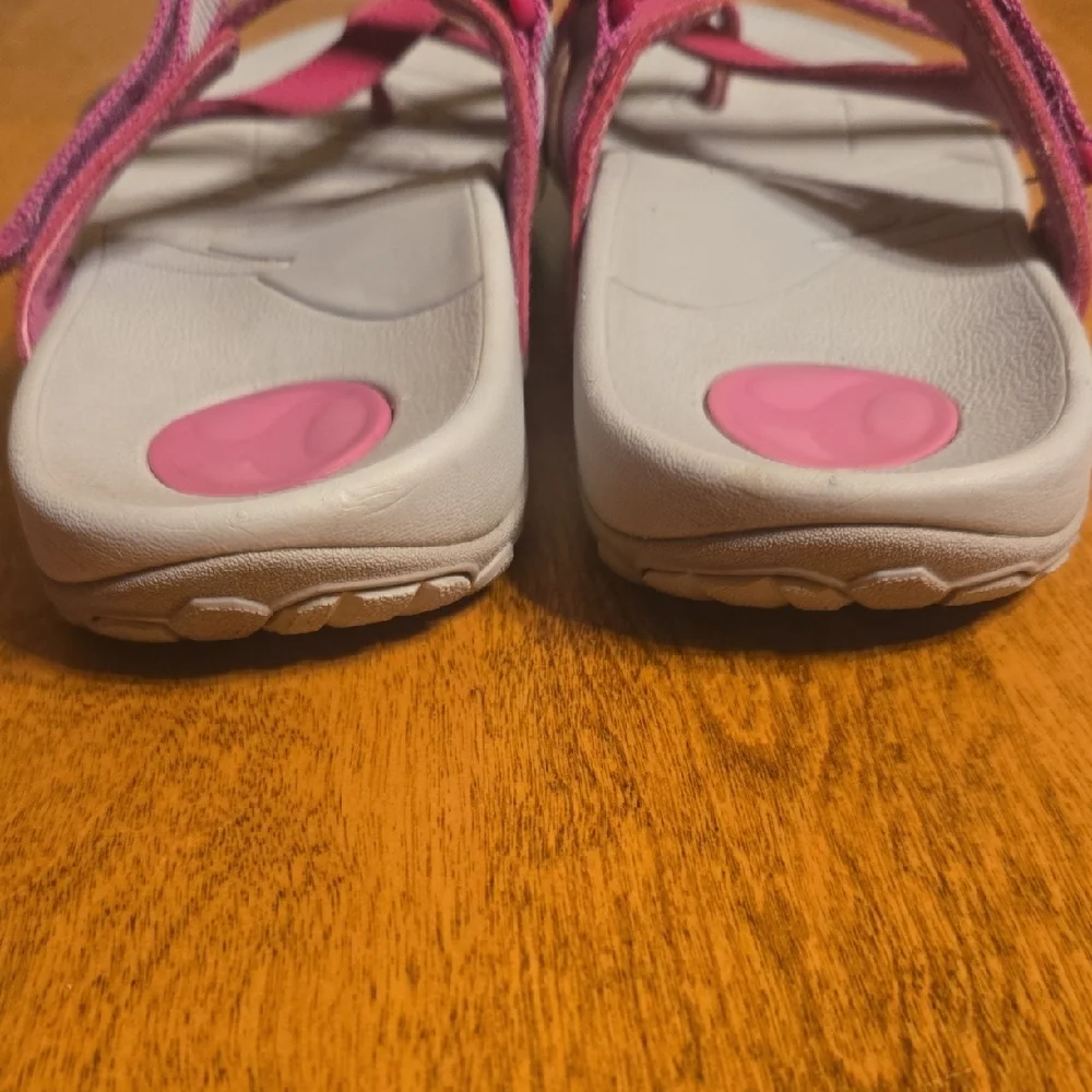 Vionic Pink and Gray Women's Mojave Sandals - Picture 2 of 6